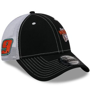 Men's New Era Black/White Chase Elliott Hooters 9FORTY Trucker Adjustable Hat