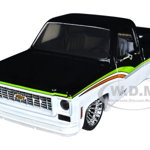 1973 Chevrolet Cheyenne Super 10 Pickup Truck Black and Bright White with Stripes FOOSE Design Limited Edition to 6550 pieces Worldwide 1/24 Diecast Model Car by M2 Machines